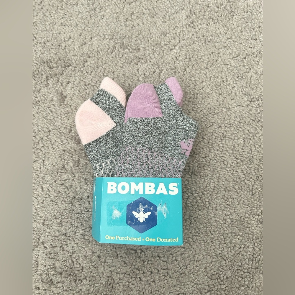 Bombas Kids Ankle Socks 2 pcs,Size 9T-3, Brand New.